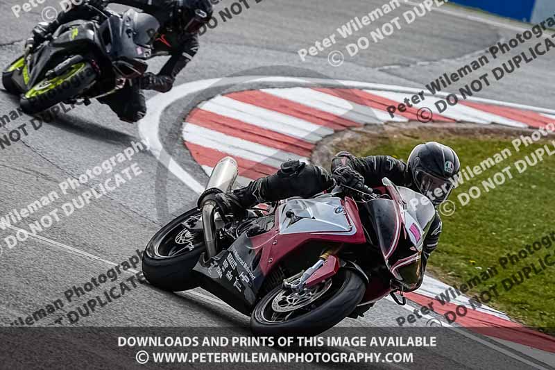 donington no limits trackday;donington park photographs;donington trackday photographs;no limits trackdays;peter wileman photography;trackday digital images;trackday photos